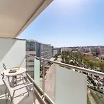 Aquarium View Hotel