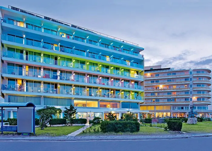 Aquarium View Hotel